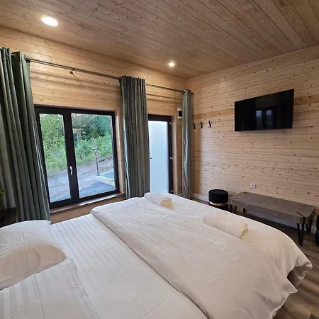 Bella Vista 招待所 3*